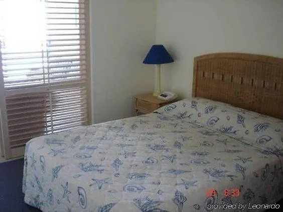 Macrossan House Boutique Holiday Apartments Port Douglas