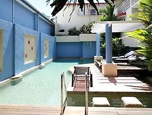 Macrossan House Boutique Holiday Apartments Port Douglas 4*,